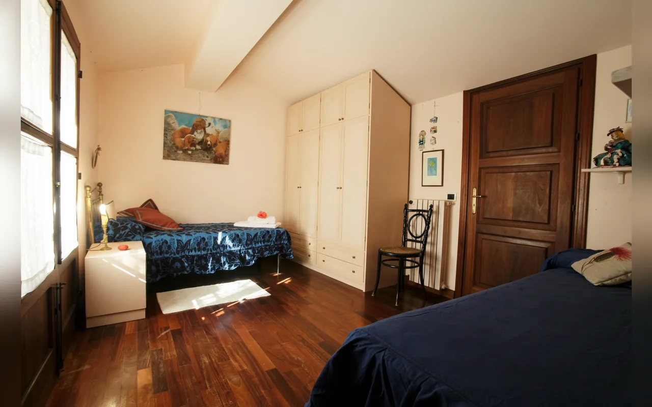 Camera con bagno privato — Giardino degli ulivi, Palermo (Sicilia) (foto 9)